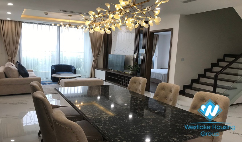 Two-storey apartment with four bedrooms, fully furnished, new furniture, Sunshine City for rent